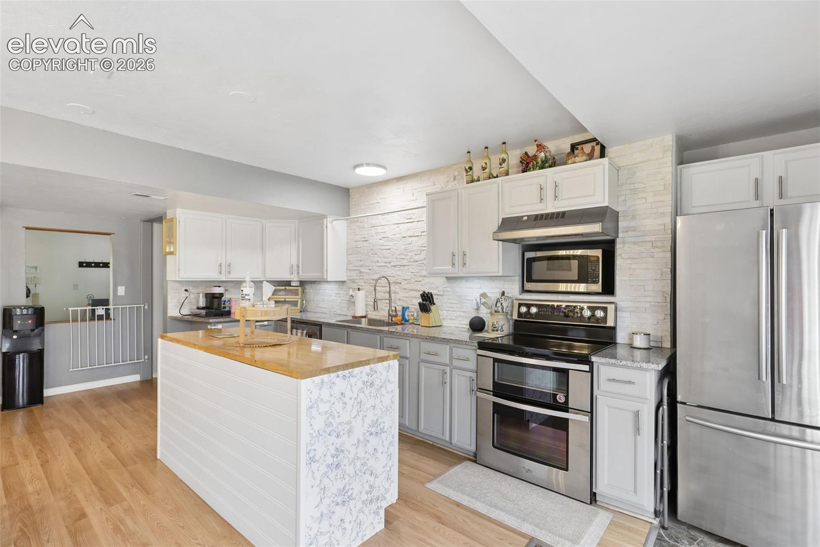 Listing photo 14 for 601 Rye Ridge Road