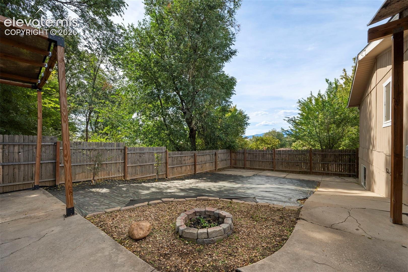 Listing photo 39 for 311 Comanche Village Drive