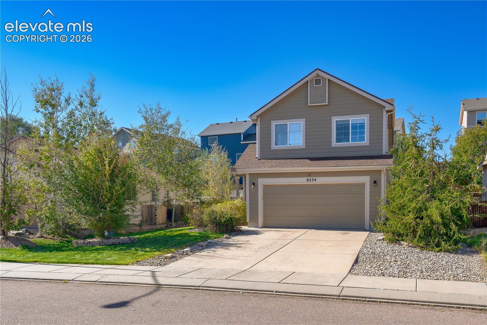 Listing photo 26 for 8234 Meadowcrest Drive
