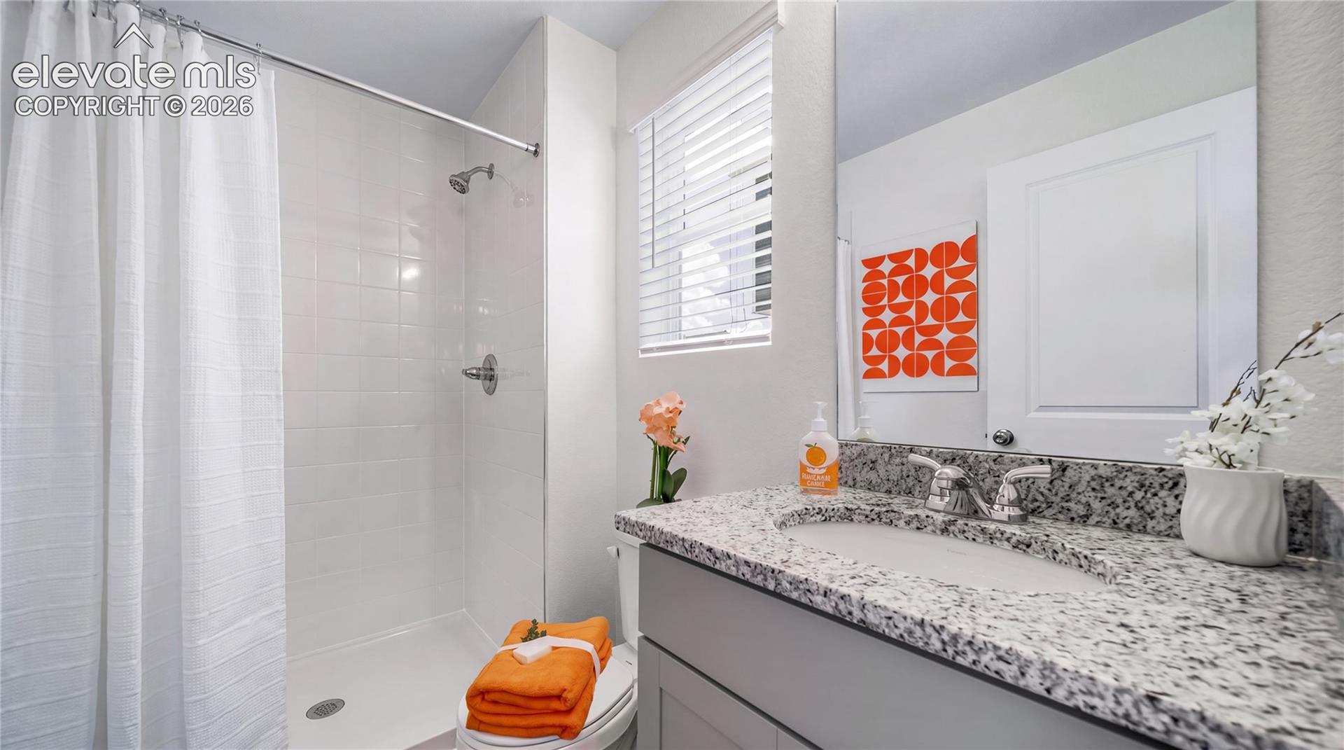 Listing photo 2 for 5664 Bowerman Lane