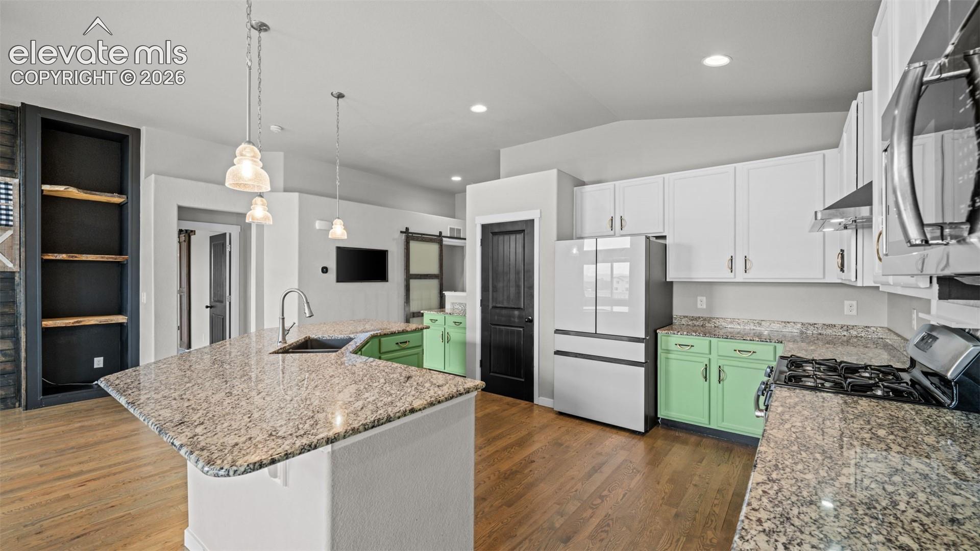 Listing photo 20 for 9773 Witherbee Drive