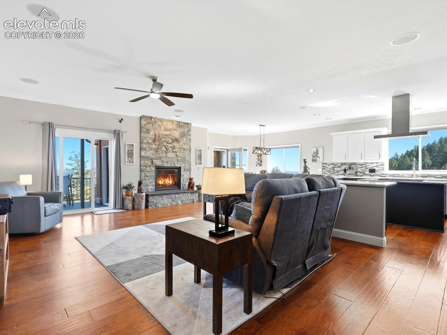 Listing photo 32 for 13084 Deer Ridge Way