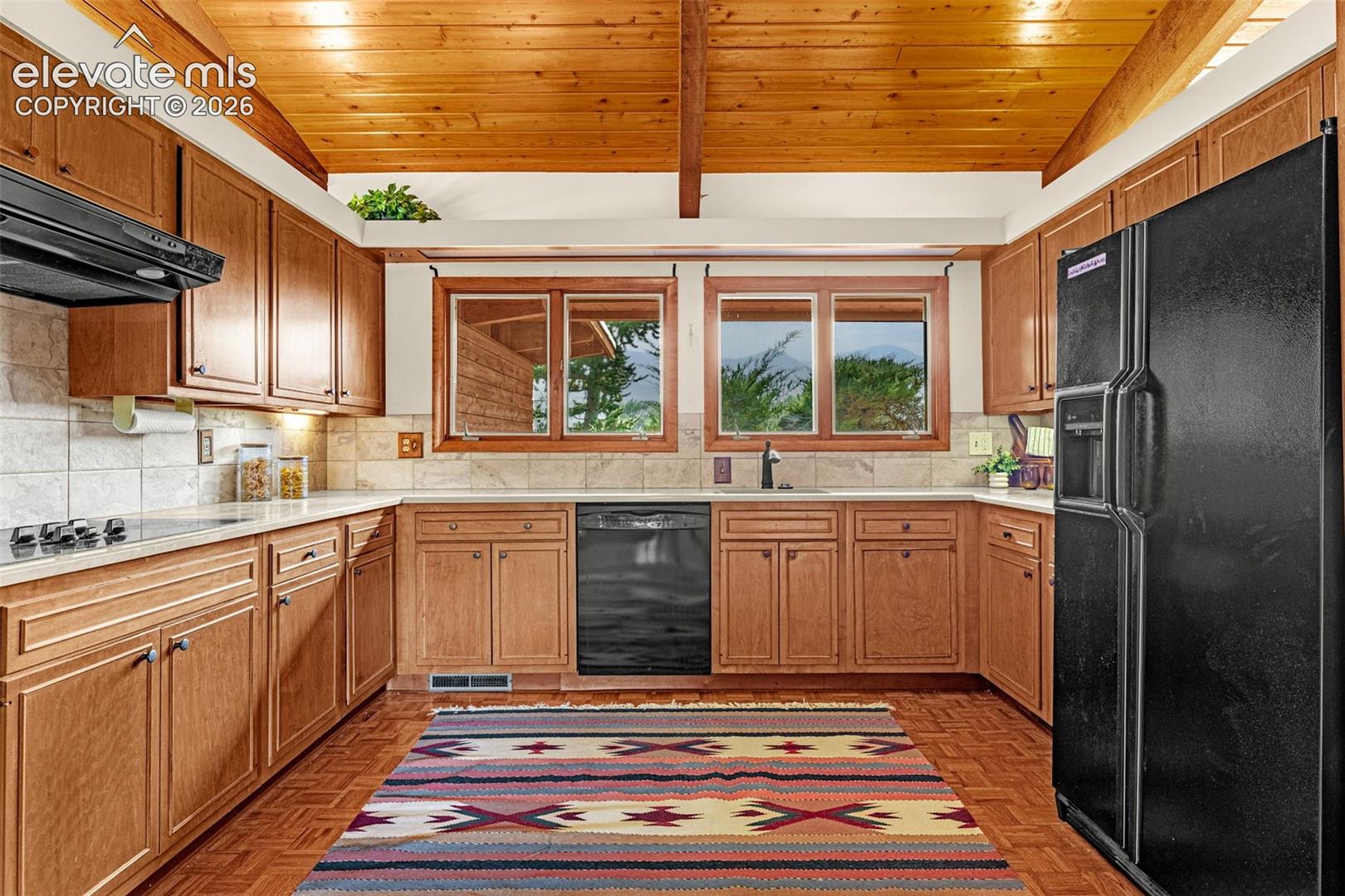 Listing photo 21 for 1210 E High Point Lane
