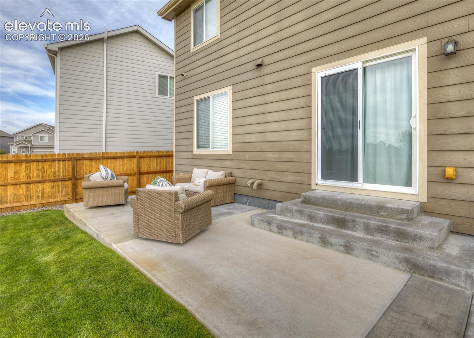 6977 Winnicut Drive, photo 39
