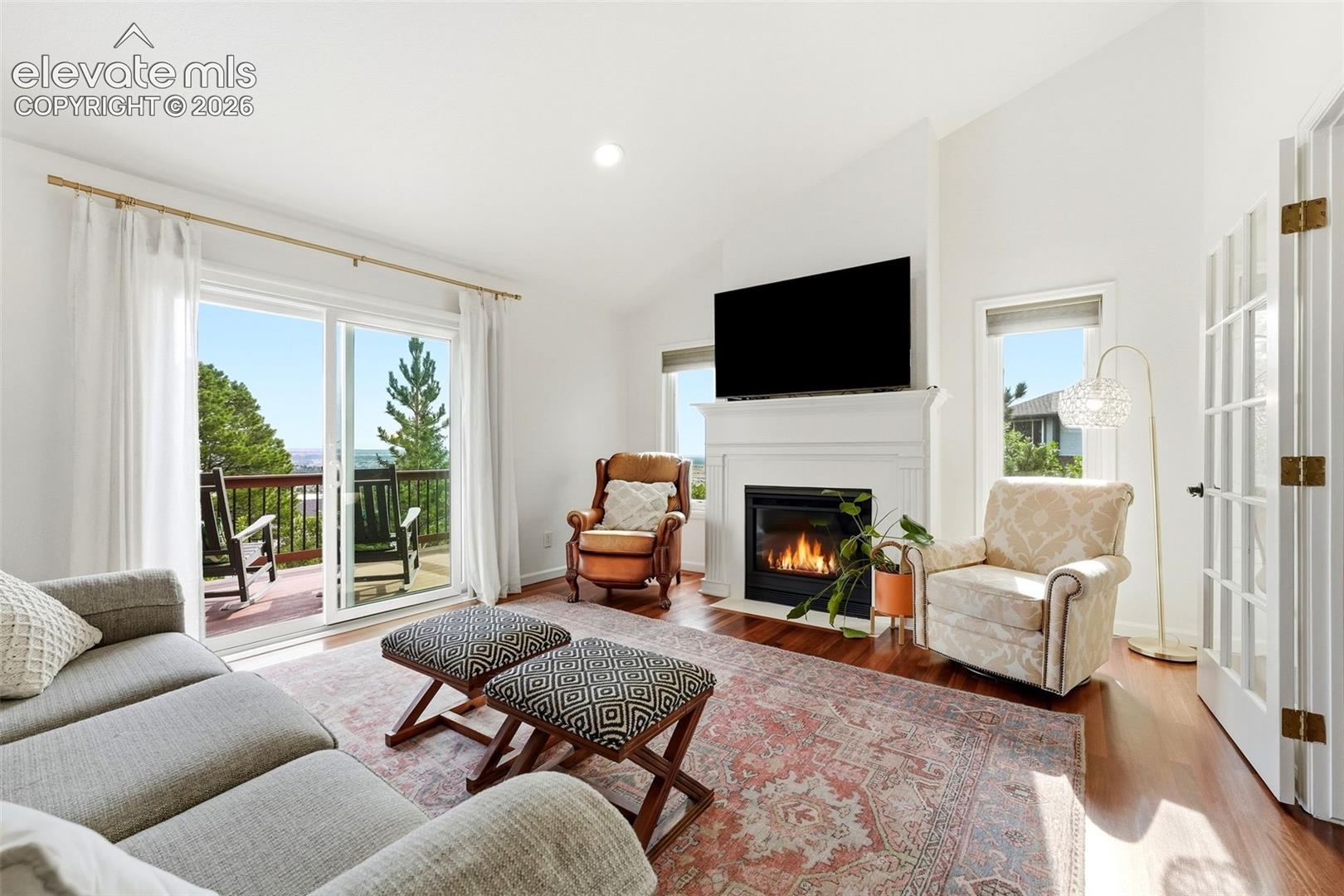 Listing photo 17 for 345 Cheshire Court