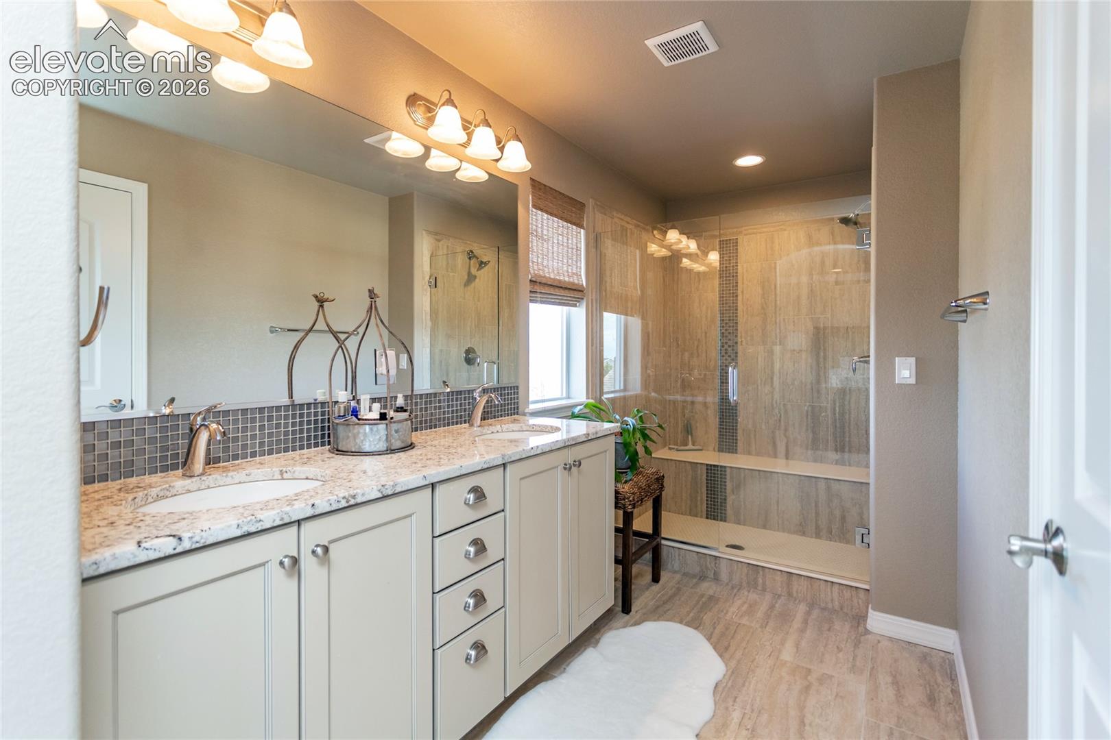 Listing photo 16 for 11068 Echo Canyon Drive