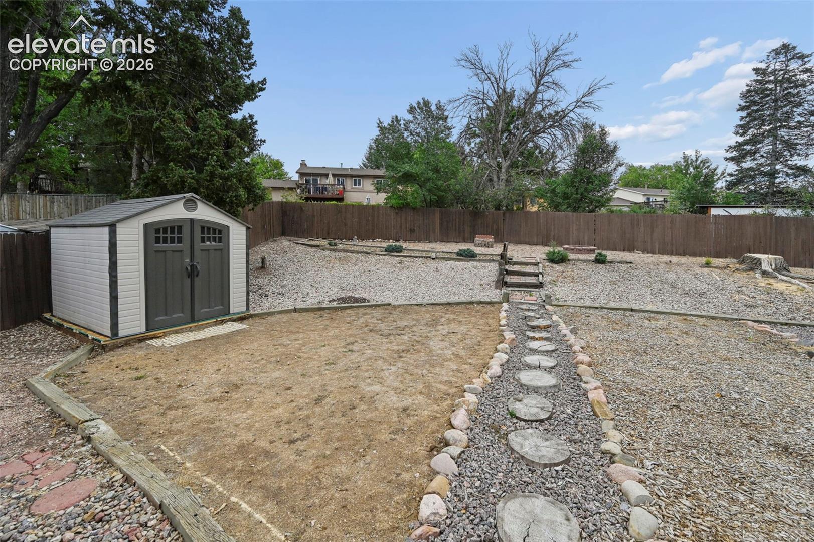 Listing photo 27 for 5015 Bonita Way