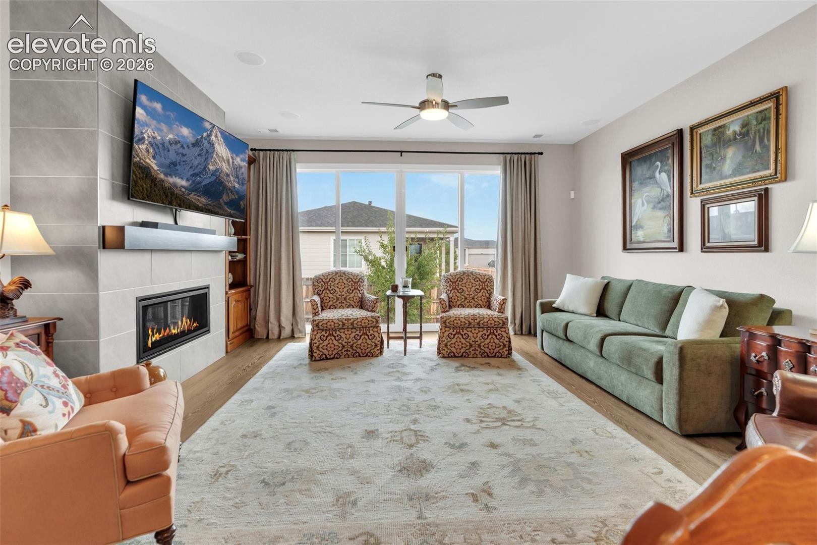 Listing photo 10 for 1592 Maggie Mae Lane