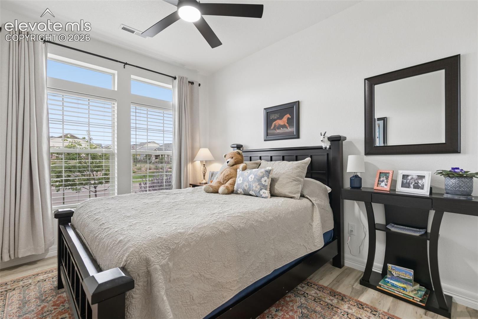 Listing photo 10 for 8948 Braemore Heights