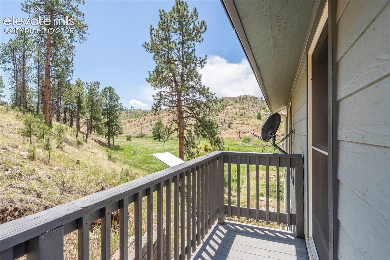 Listing photo 34 for 15970 Willow Way