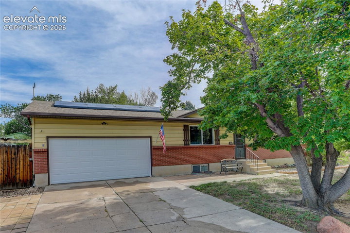 4619 Sprucewood Drive — listing photo