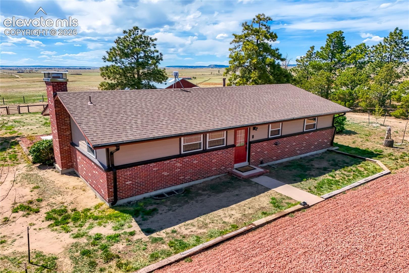 Listing photo 5 for 21295 E Highway 24