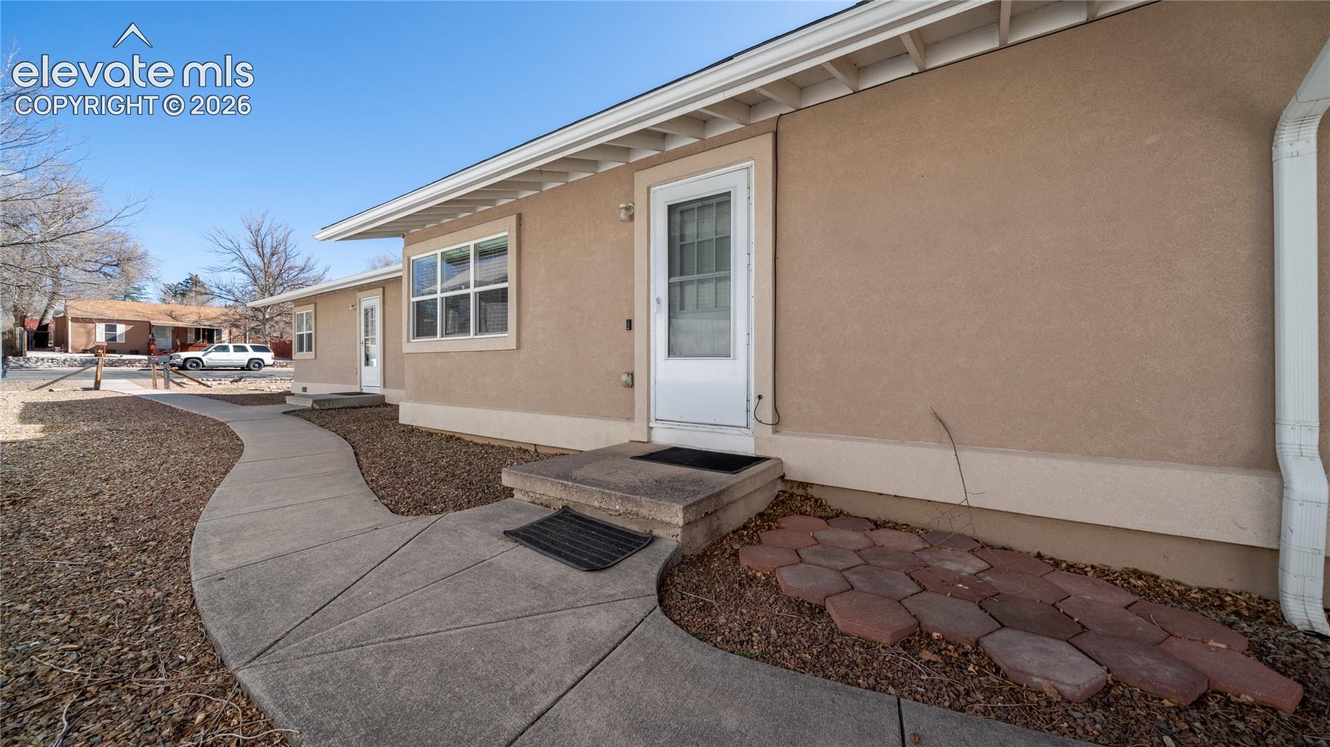 1827 Kiowa Street