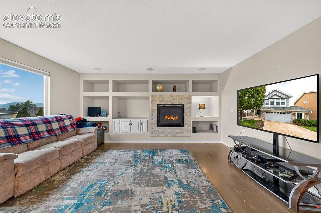 Listing photo 14 for 7239 Gardenstone Drive