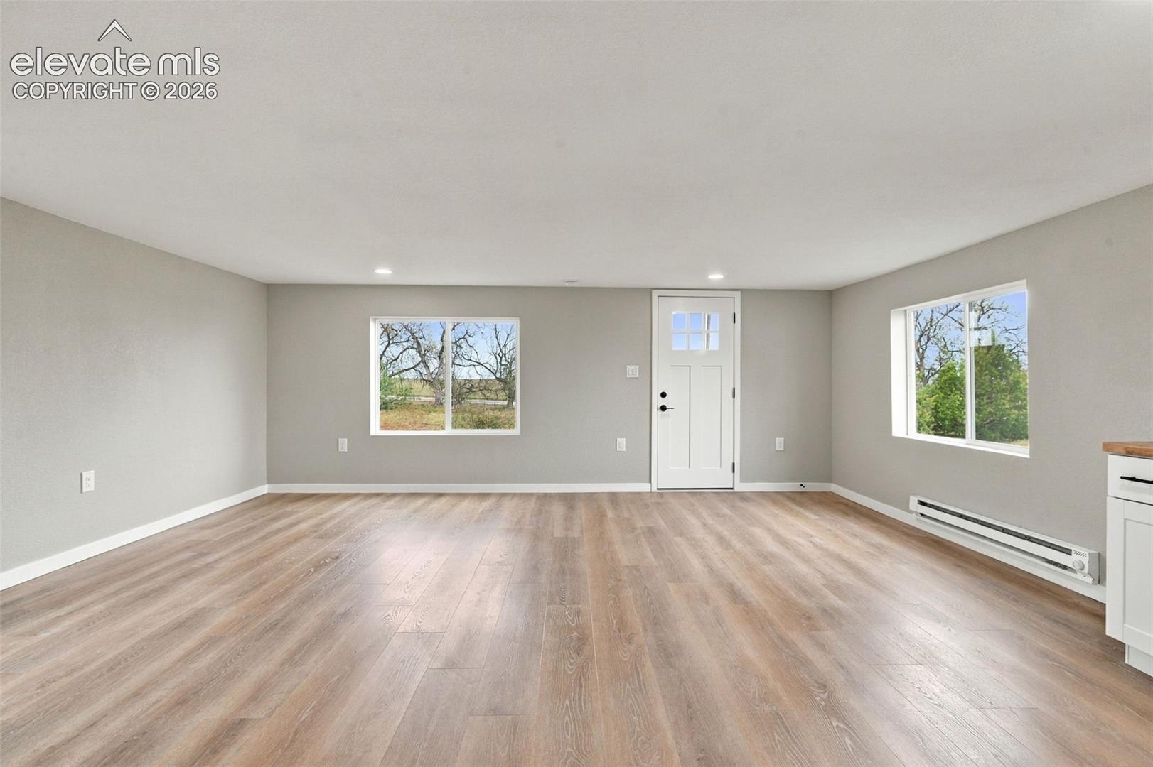 Listing photo 8 for 10672 Boone Road