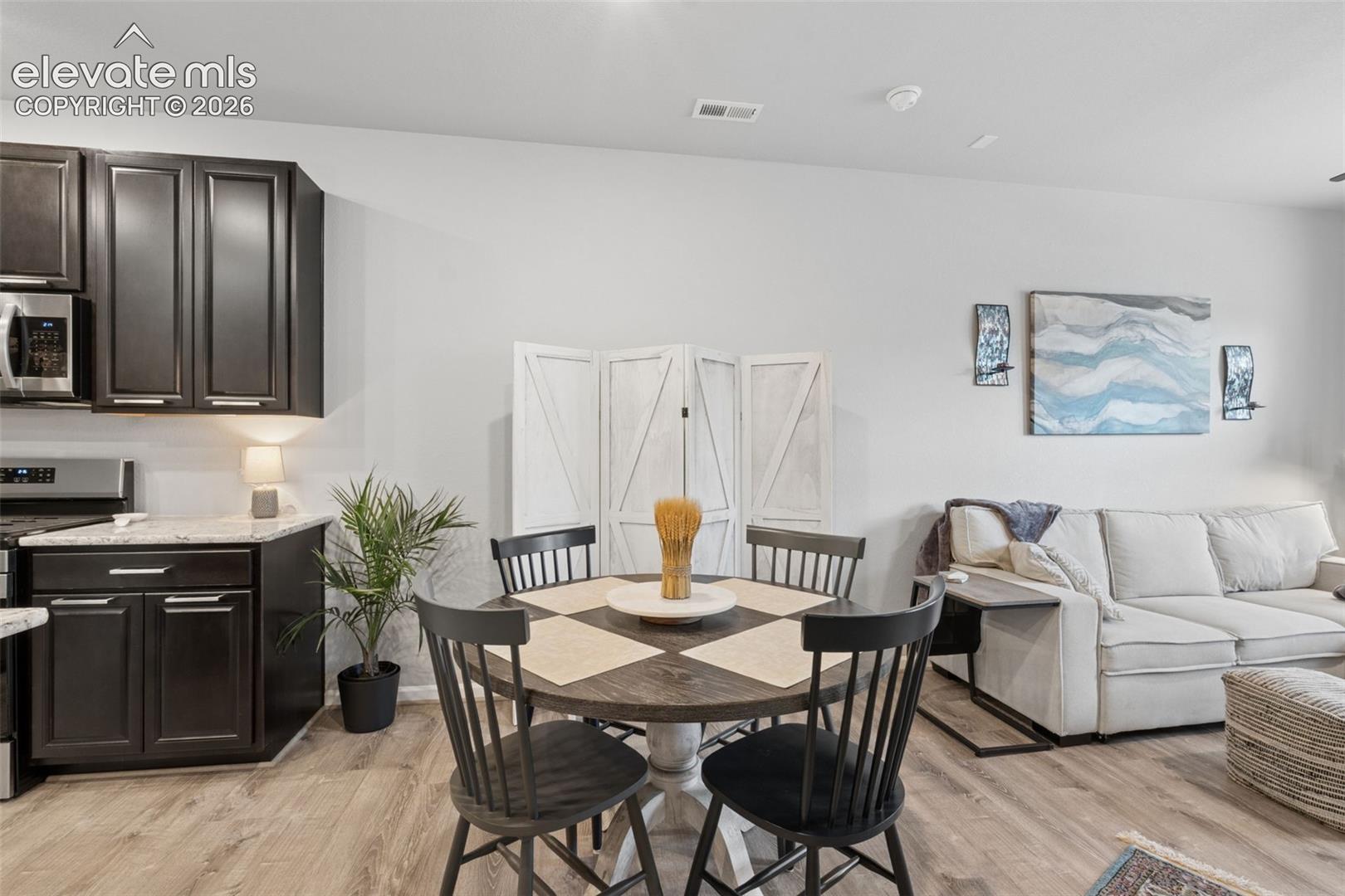 Listing photo 8 for 16376 Rustlers Range Point