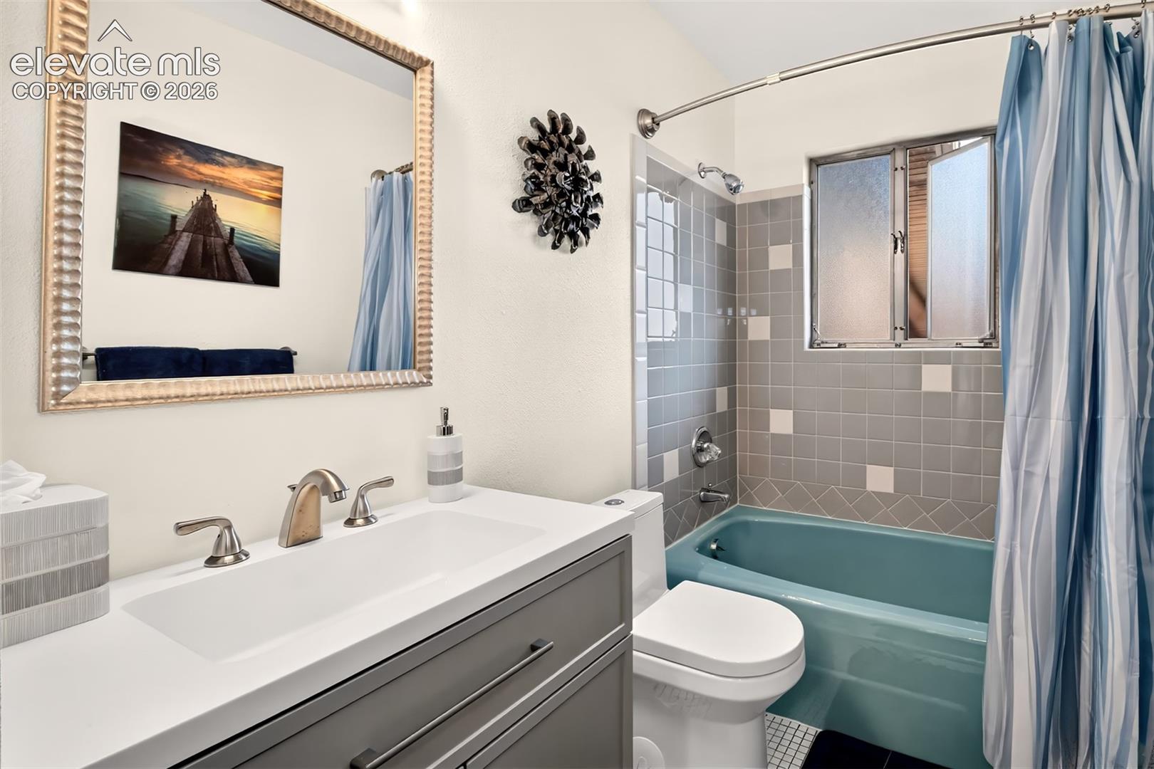Listing photo 32 for 1224 E High Point Lane