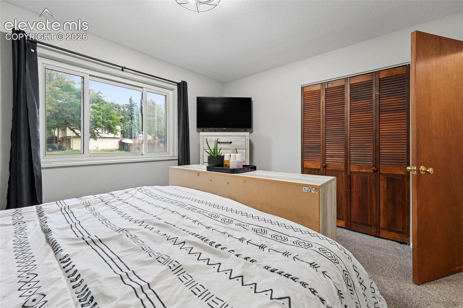 Listing photo 8 for 4615 Palmer Park Boulevard