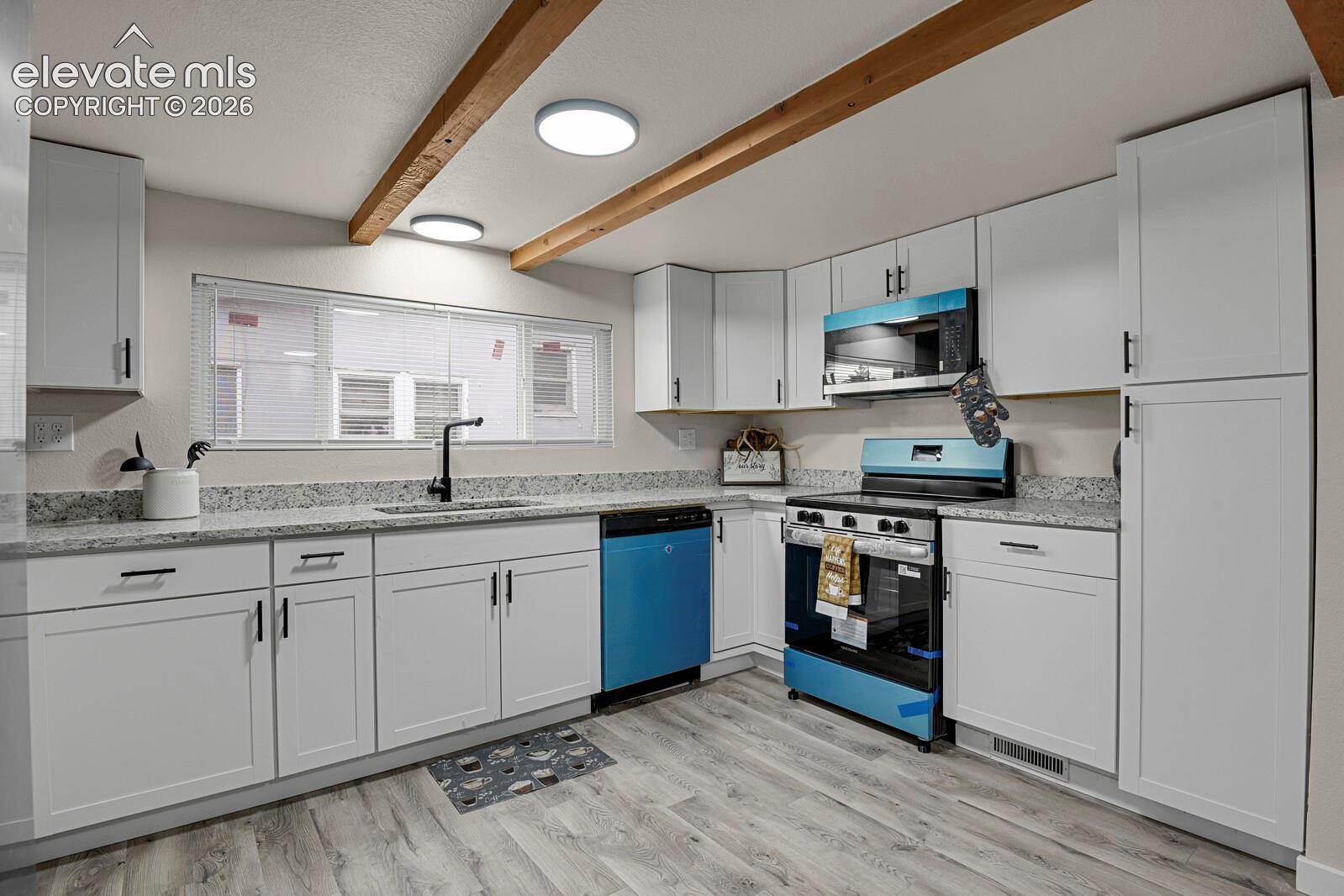 Listing photo 20 for 2614 Gunnison Street