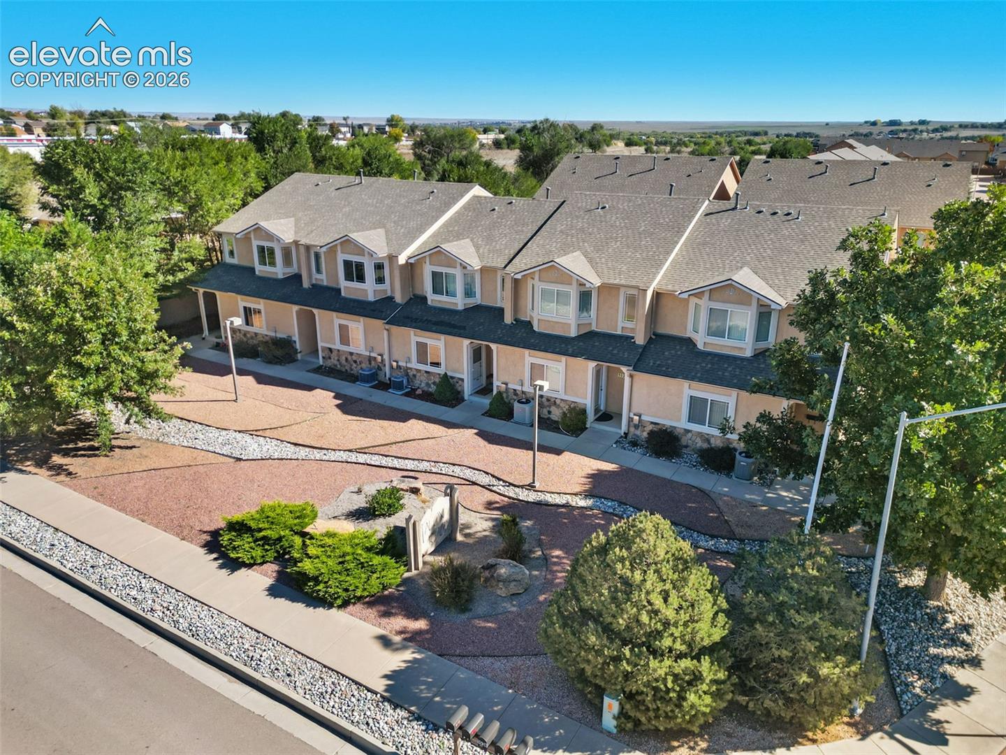 1034 Fountain Mesa Drive — listing photo