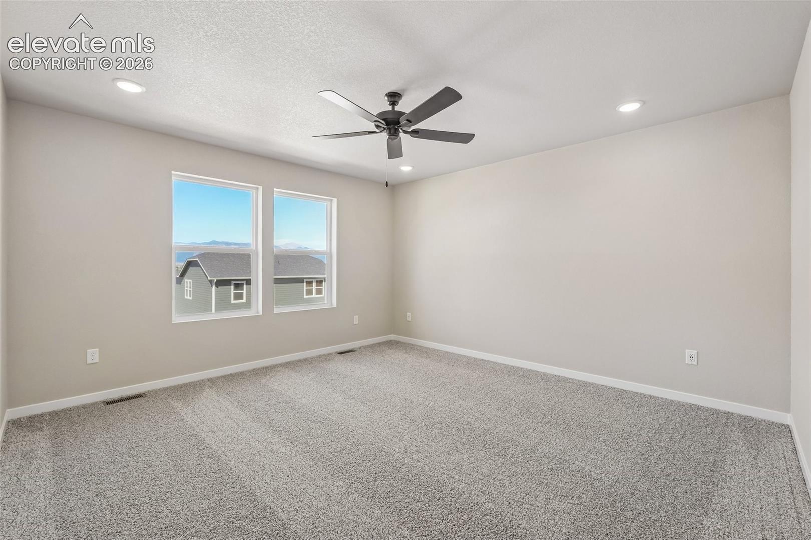Listing photo 27 for 9696 Blaurock Drive