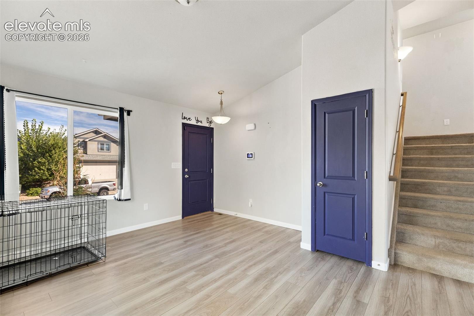Listing photo 4 for 10621 Castor Drive