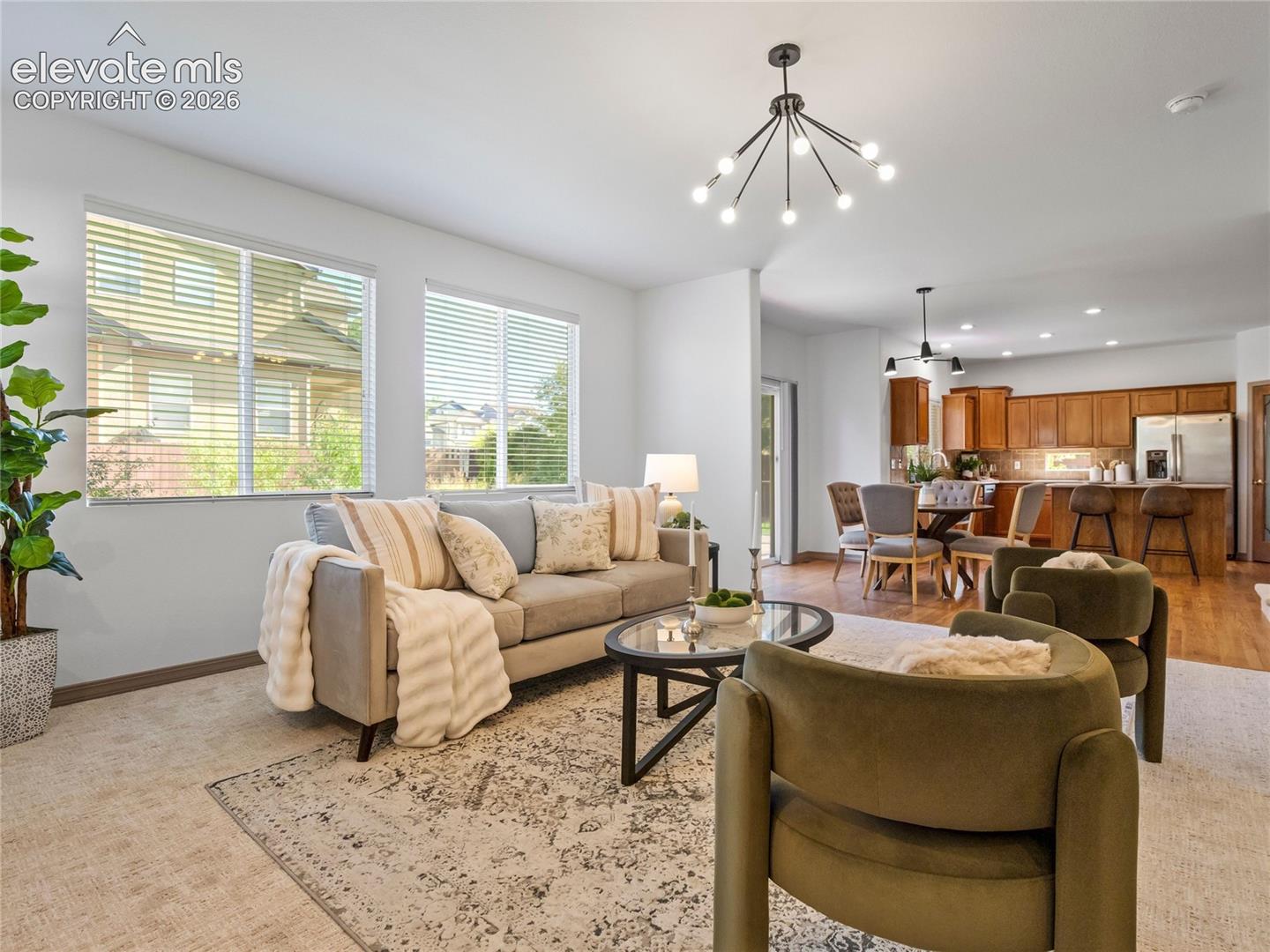 6816 Prairie Wind Drive, photo 3
