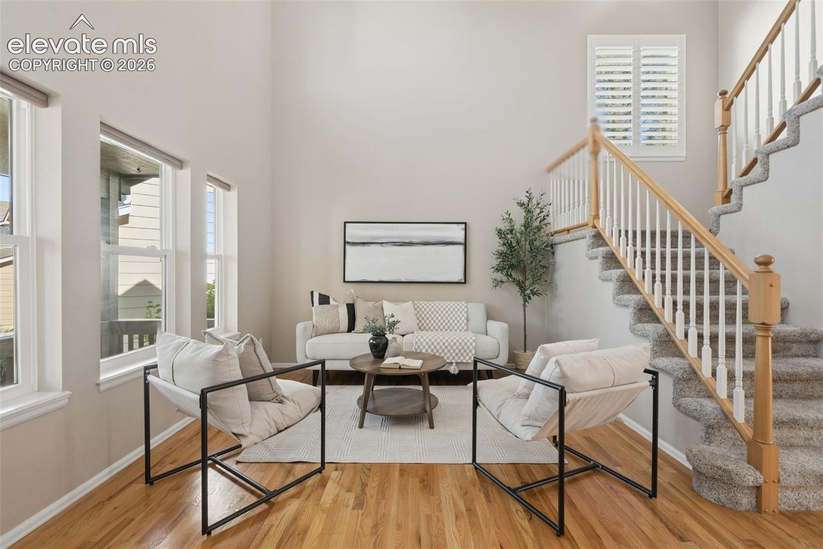 Listing photo 2 for 1272 Dream Lake Court