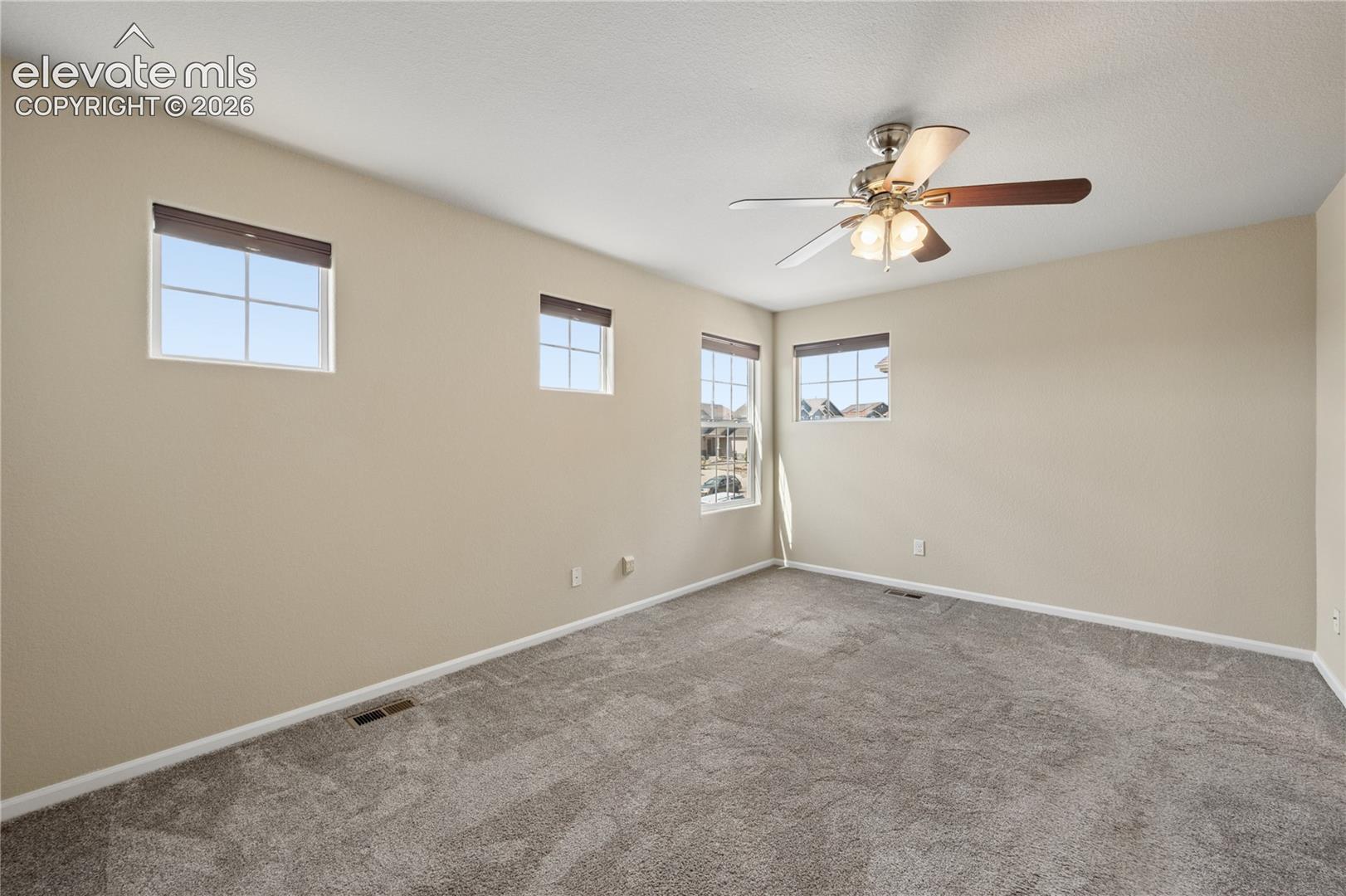 Listing photo 15 for 7183 RED CARDINAL Loop