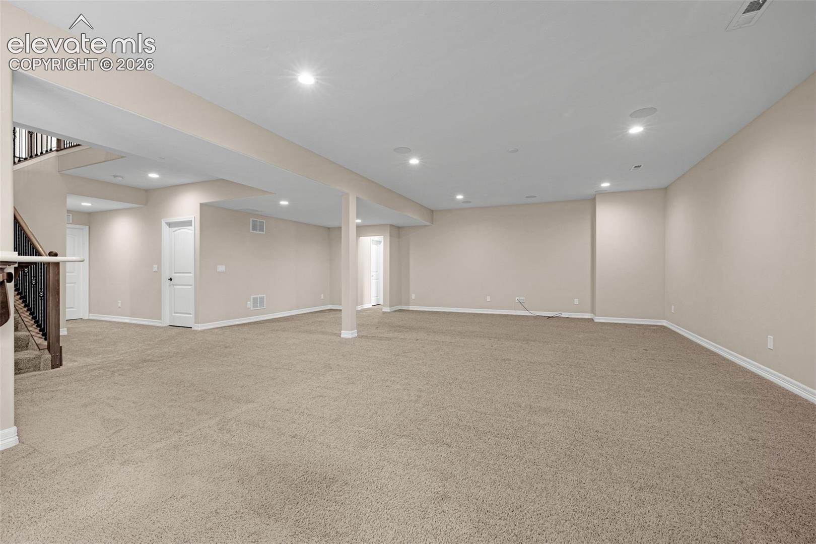 Listing photo 34 for 9813 Fairway Glen Drive