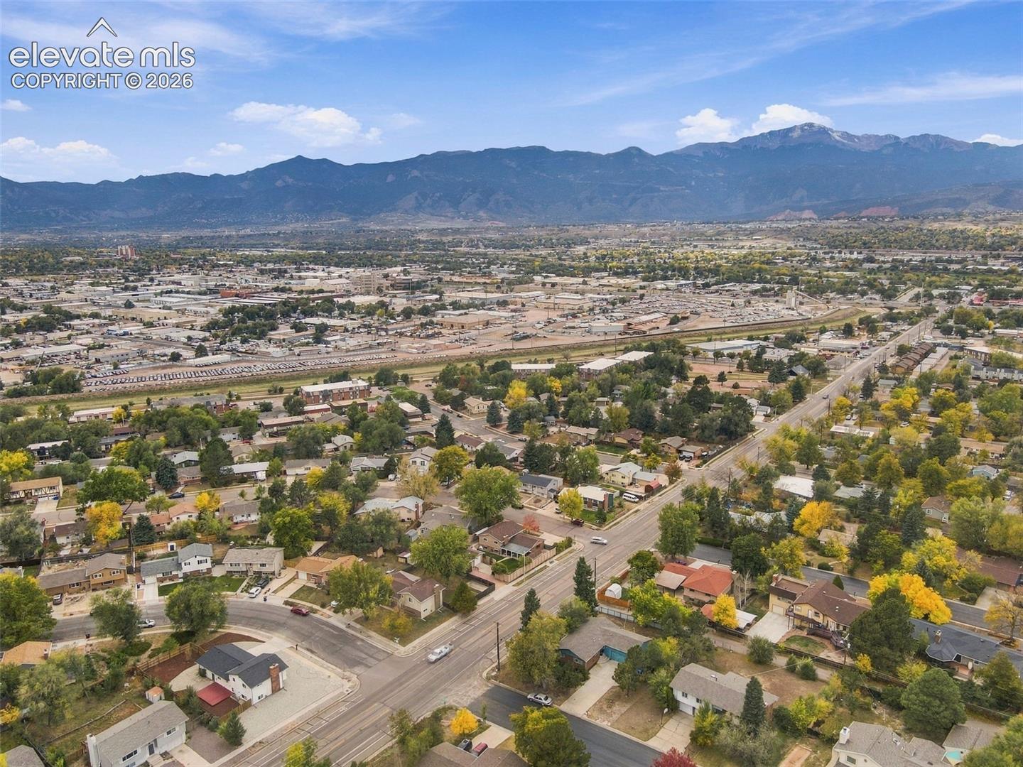 Listing photo 47 for 1070 Applewood Drive