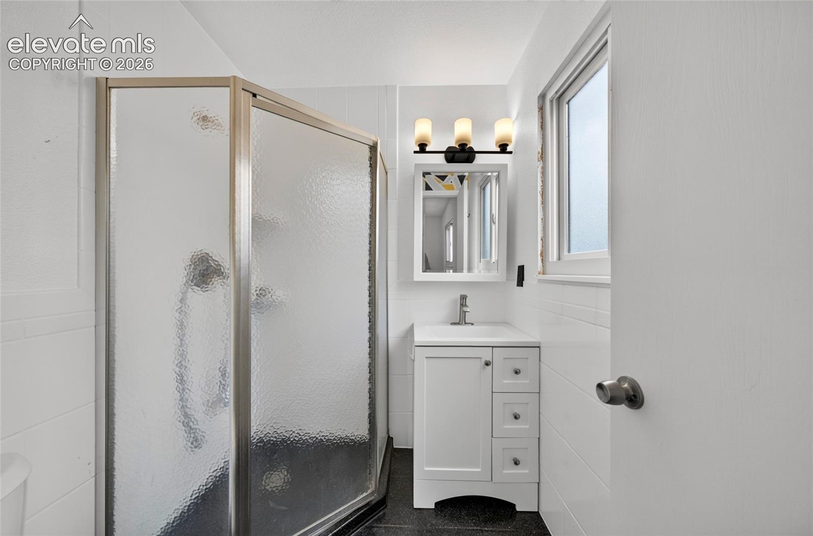 Listing photo 10 for 3165 Sapporo Place