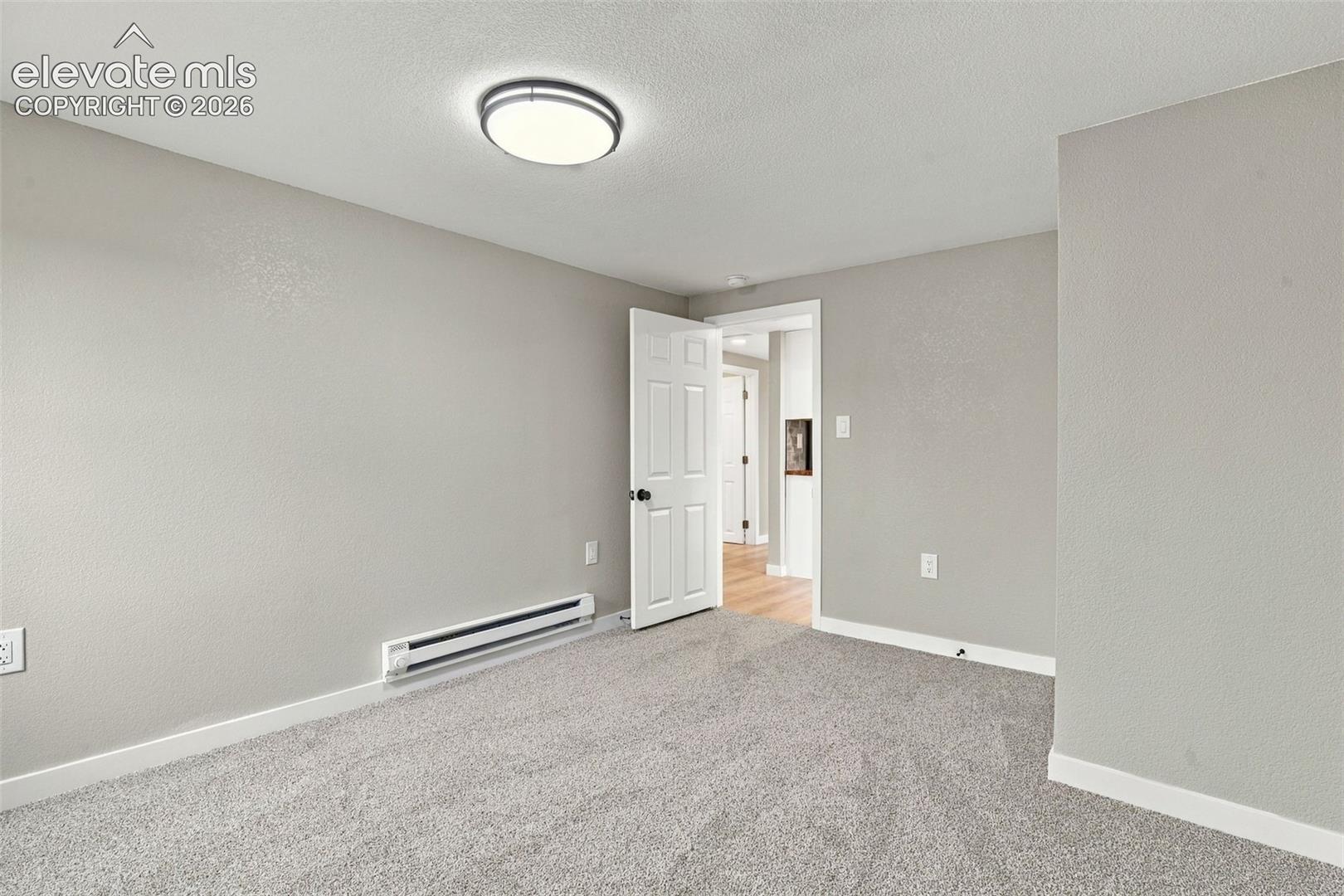 Listing photo 22 for 10672 Boone Road