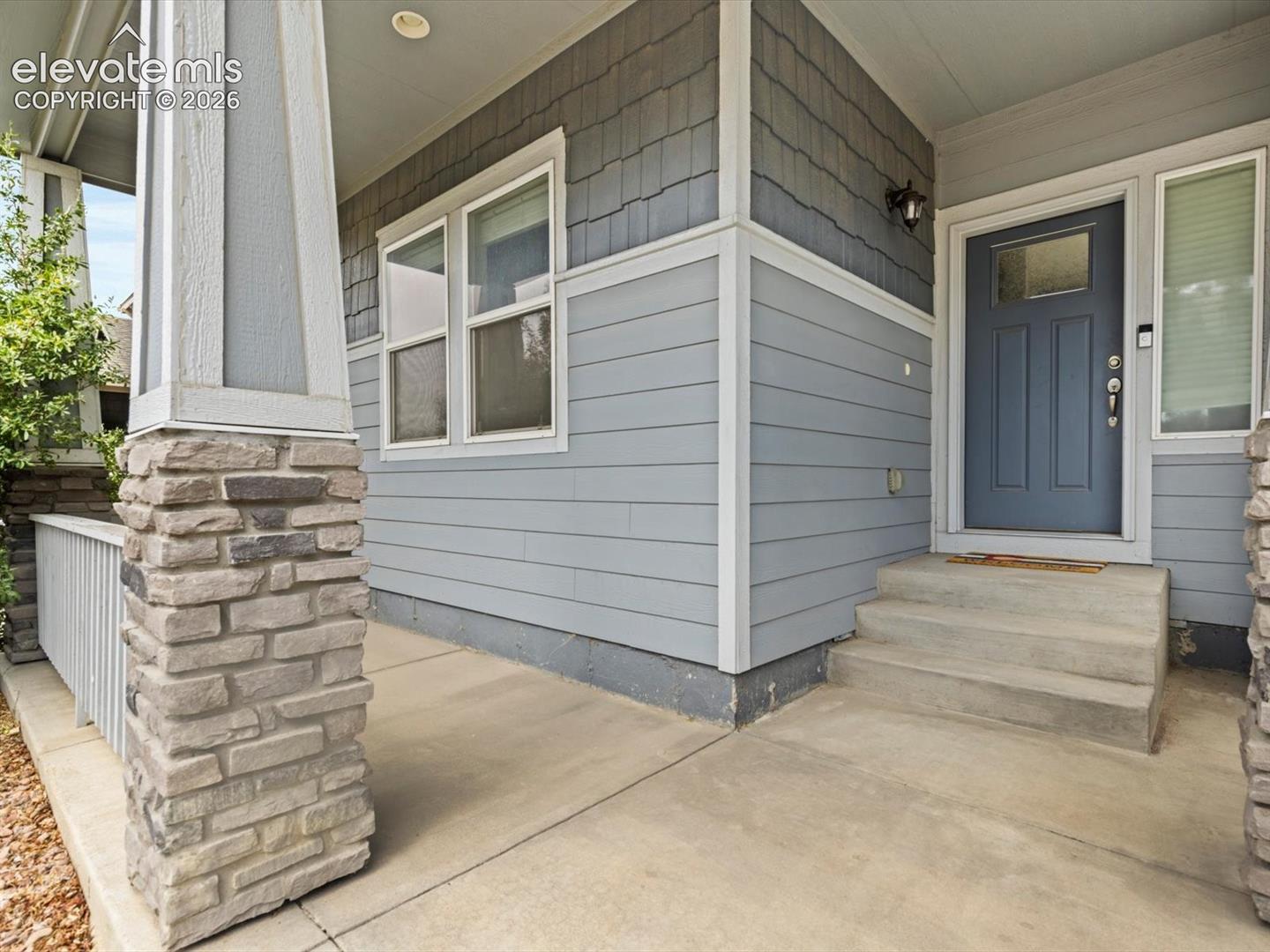 Listing photo 4 for 1564 Grand Overlook Street