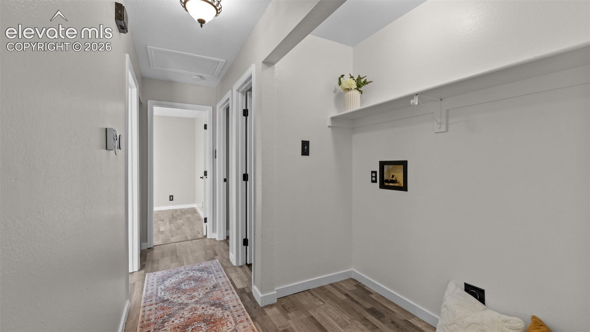 Listing photo 10 for 465 S Falcon Drive