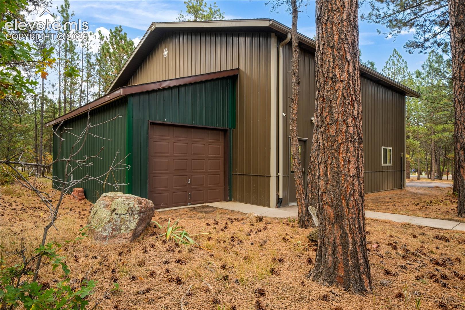 Listing photo 45 for 17555 Shiloh Pines Drive