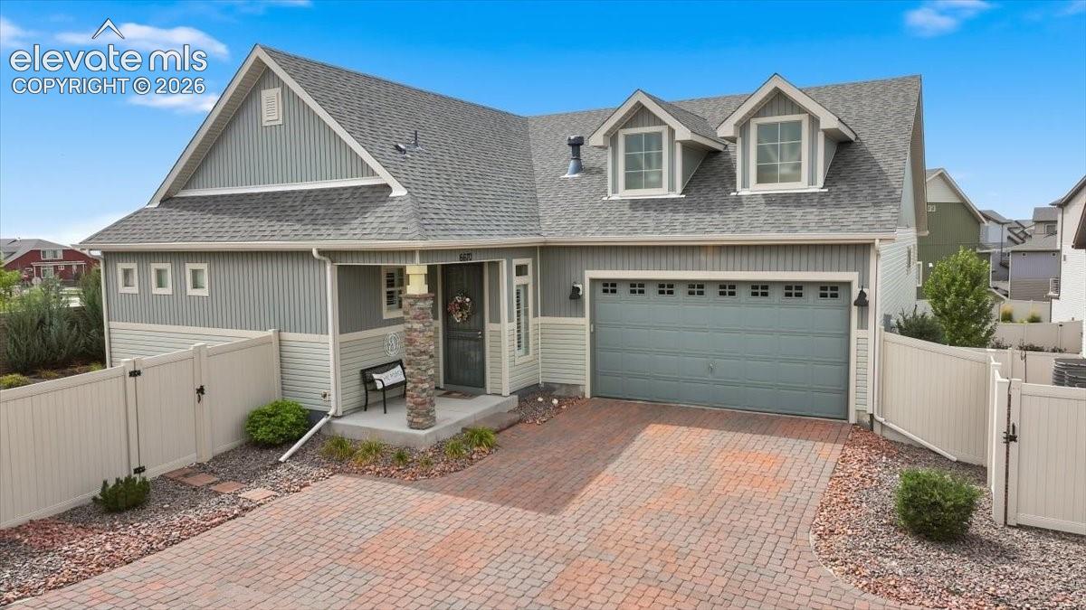 6670 Golden Briar Lane