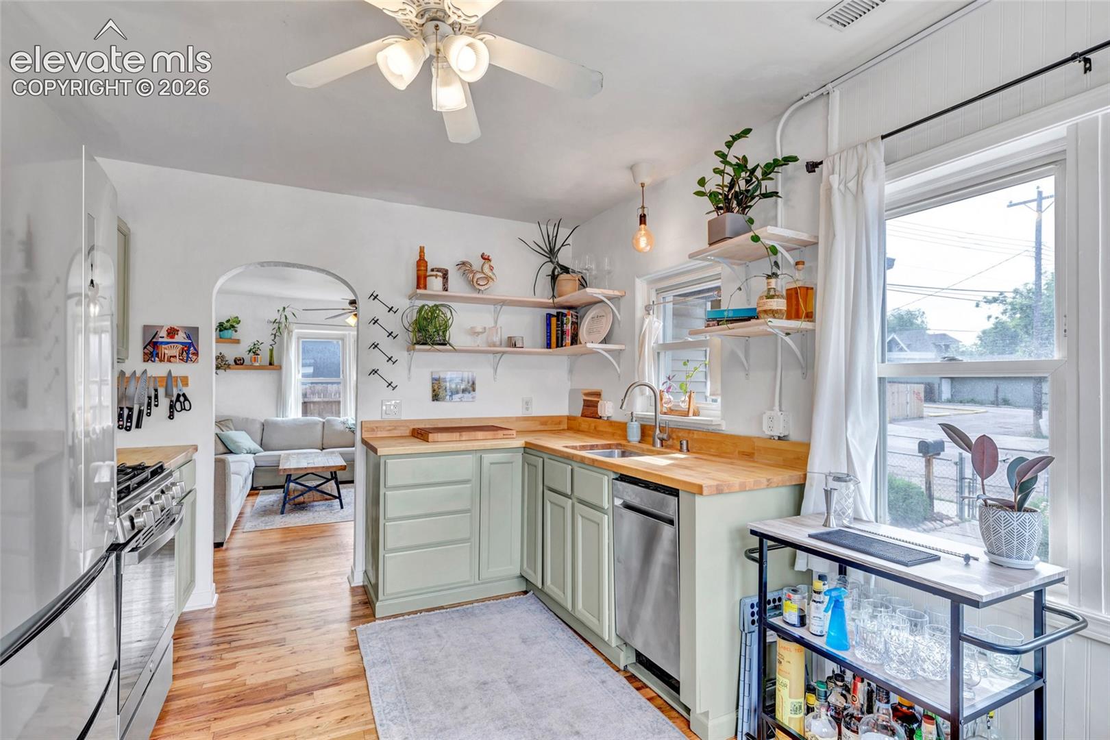 Listing photo 24 for 112 S 22nd Street