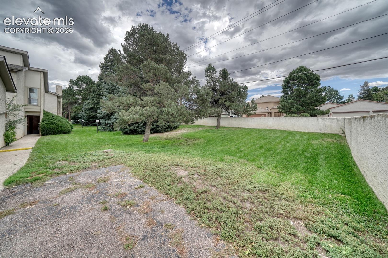 Listing photo 28 for 3330 Templeton Gap Road 31