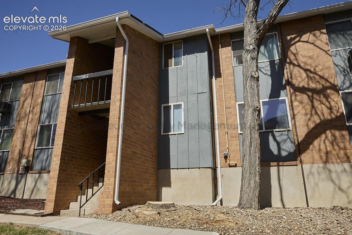 1708 Sawyer Way