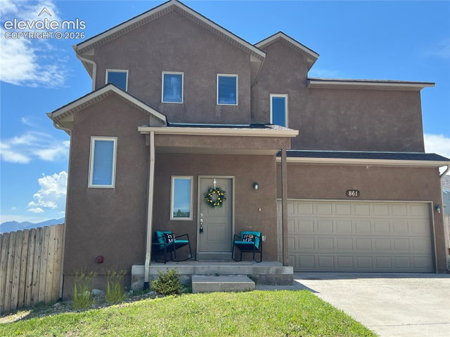 861 Circle Road — listing photo