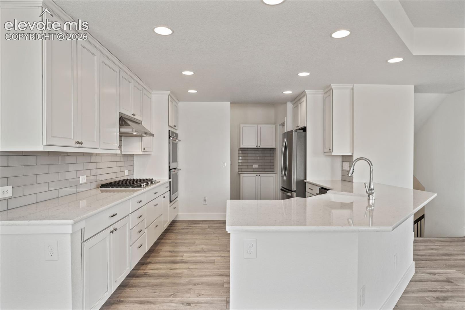 Listing photo 14 for 1952 Clayhouse Drive
