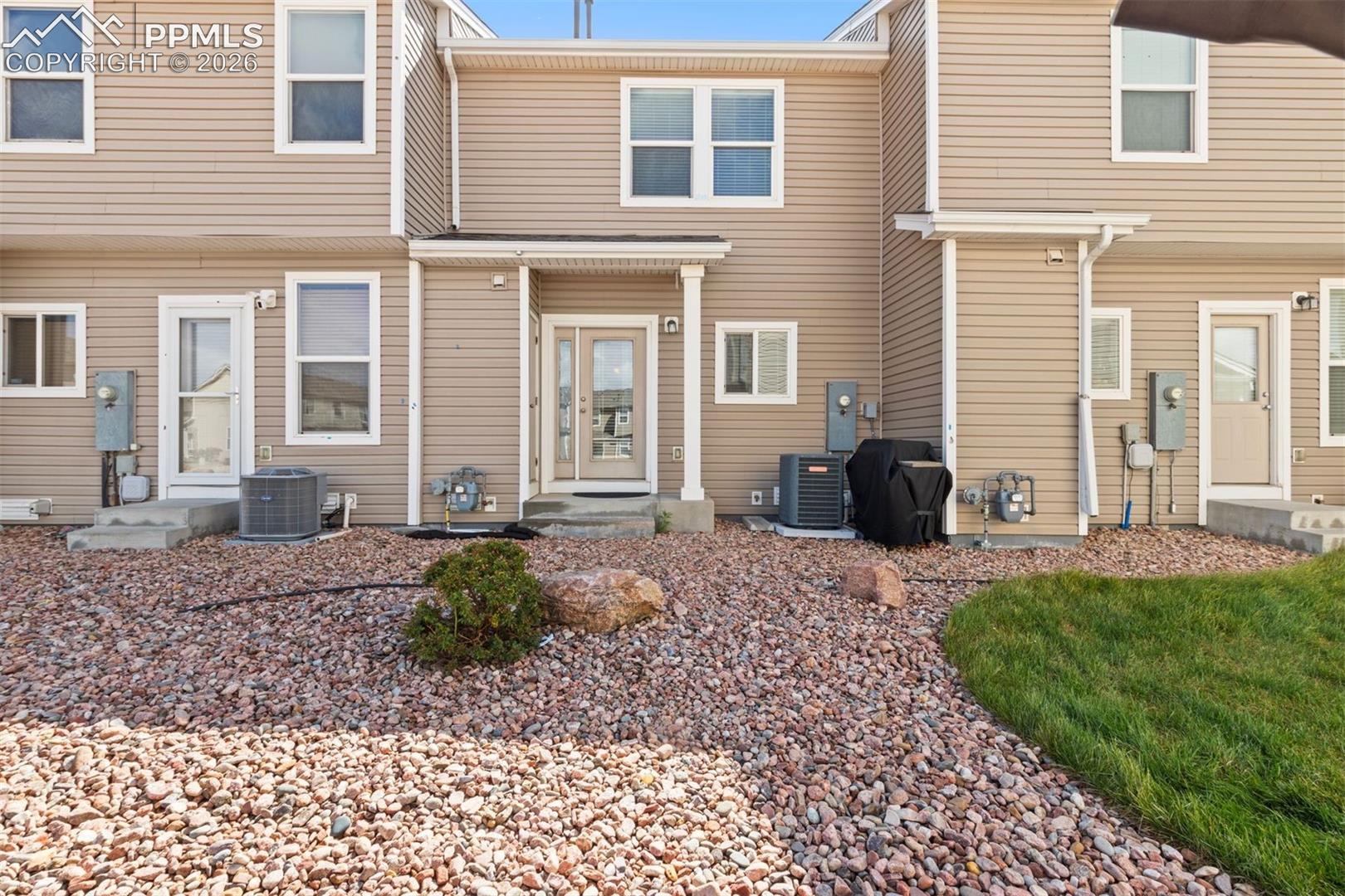 Listing photo 19 for 10580 Wells Point