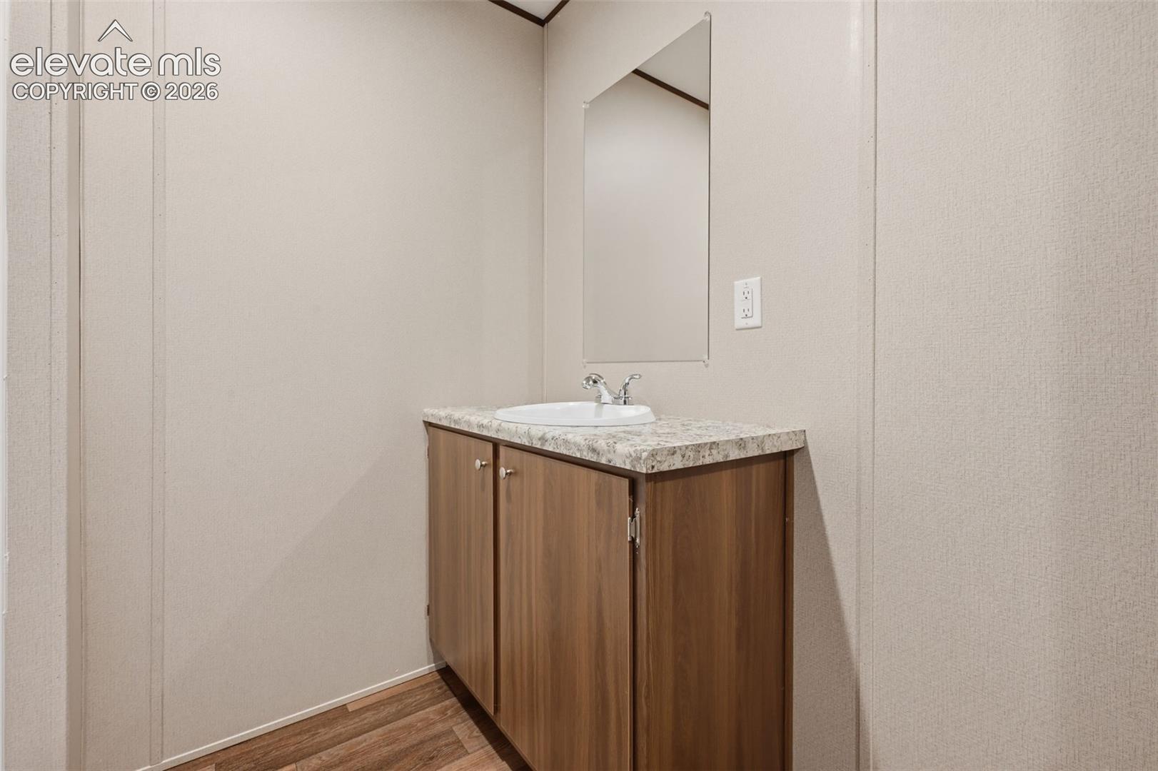 Listing photo 25 for 281 E Stewart Drive