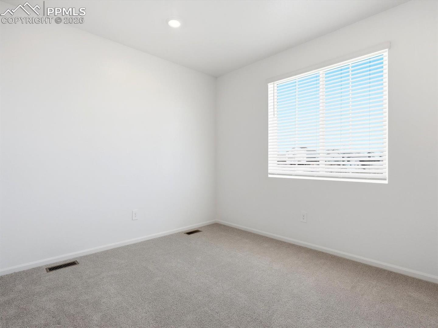 Listing photo 3 for 13219 Valley Peak Drive