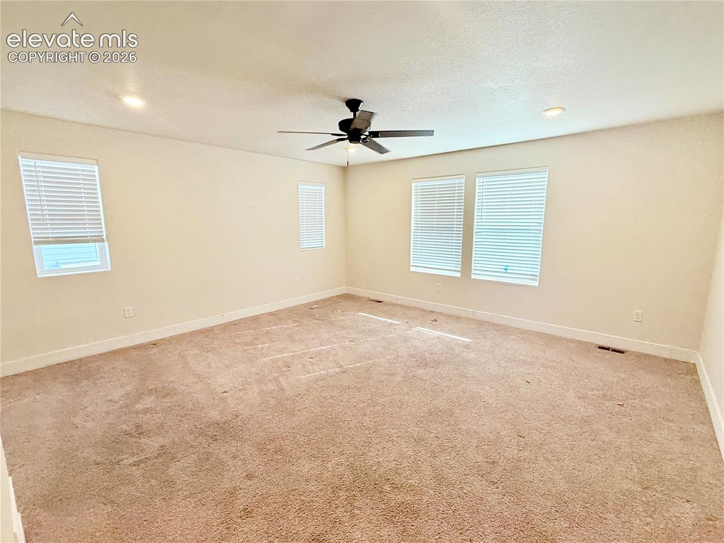 Listing photo 16 for 12644 Enclave Scenic Drive