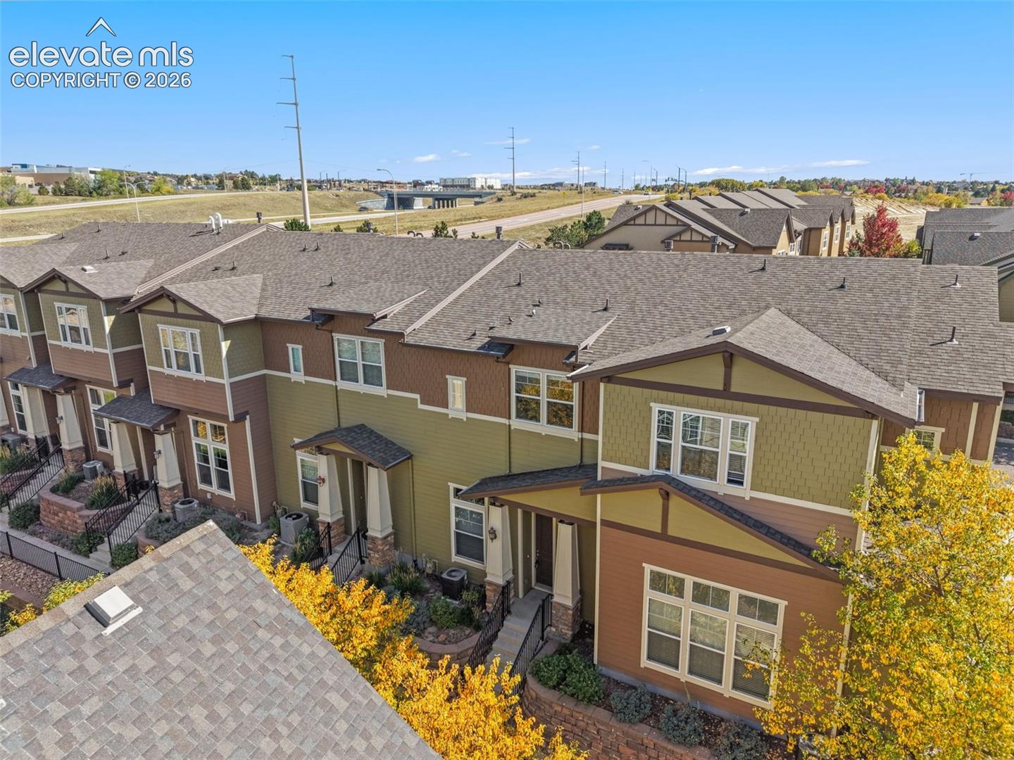 Listing photo 6 for 3312 Ironton Creek Point