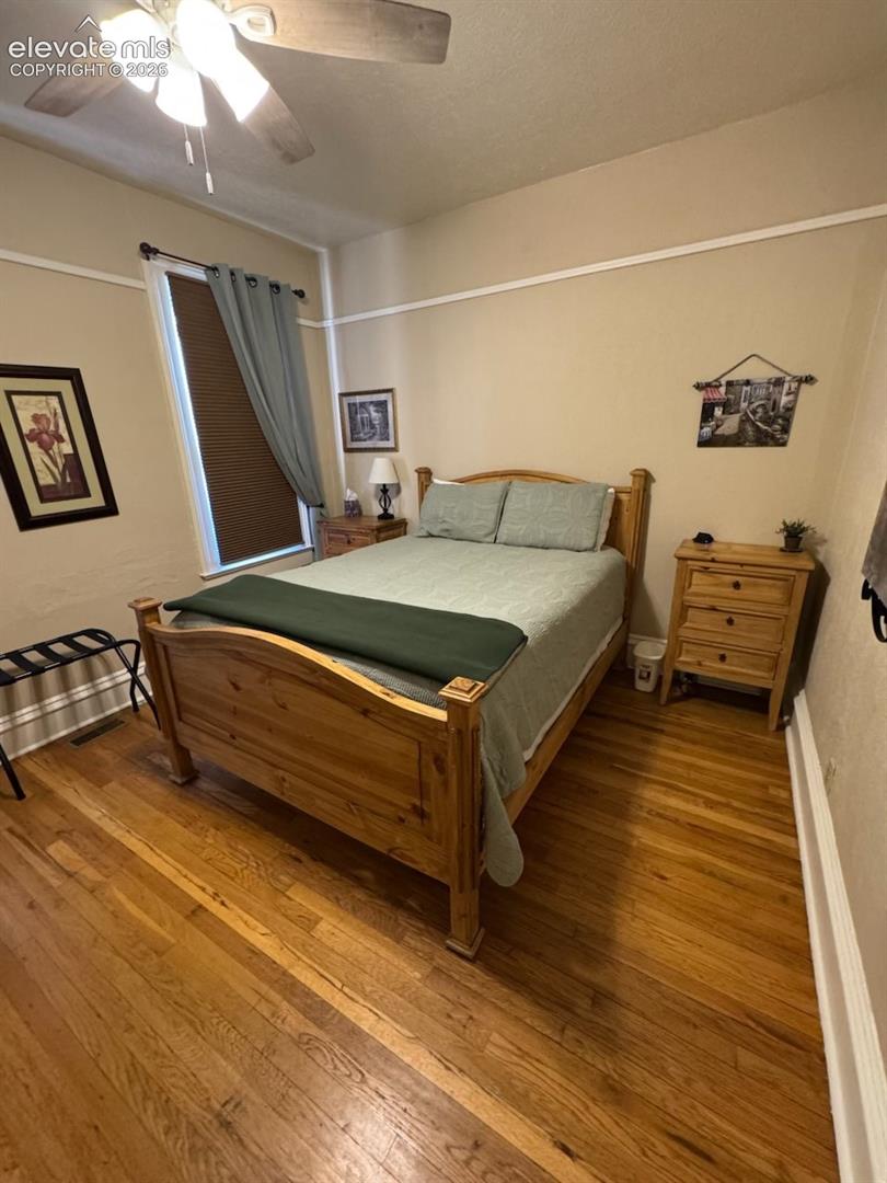 Listing photo 12 for 226 W Abriendo Avenue