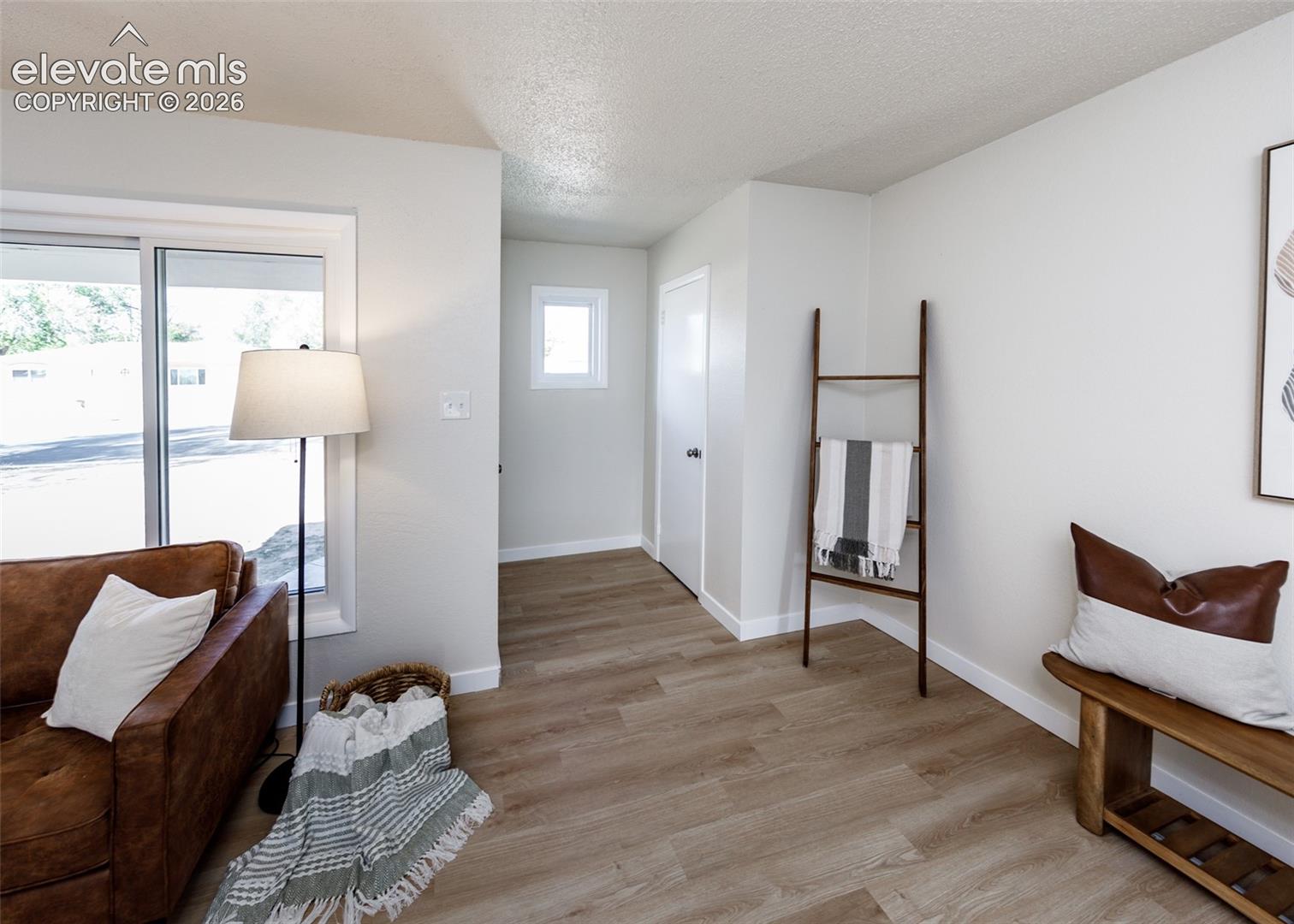 Listing photo 6 for 105 Norman Drive