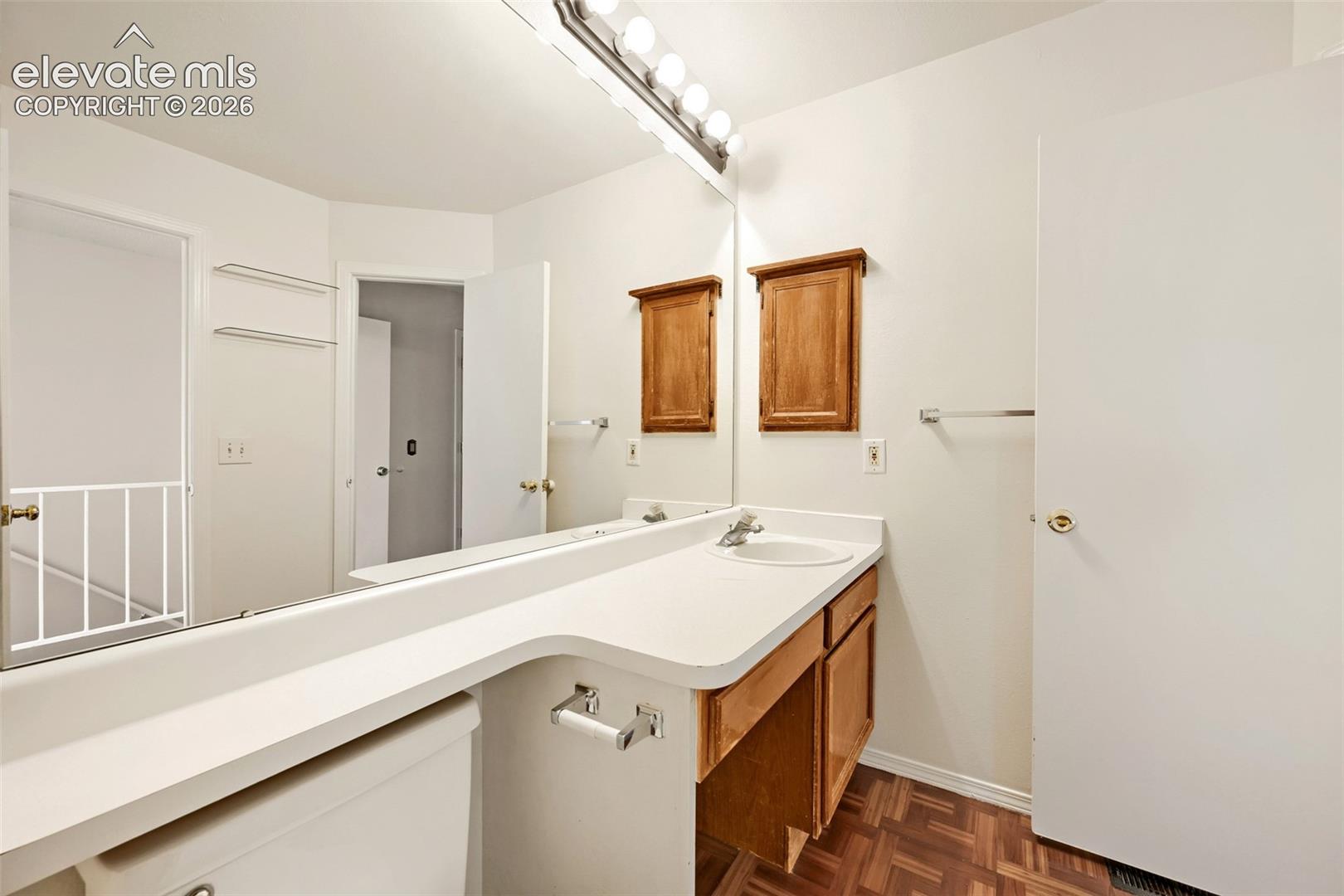 Listing photo 18 for 4128 Charleston Drive